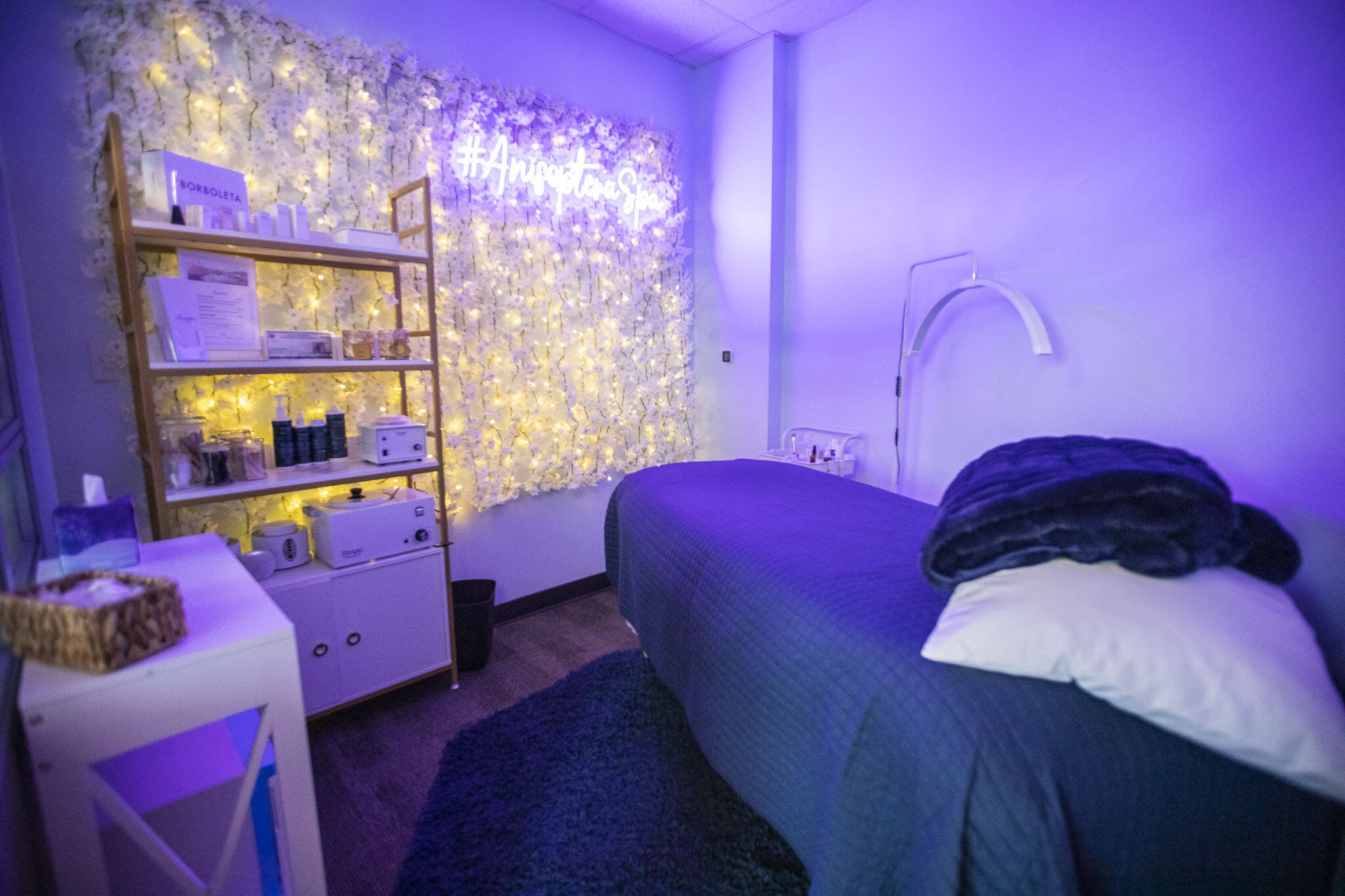 Inside the lash room at Anisoptera Spa on Tuesday, Aug. 22, 2023 in Everett, Washington. (Olivia Vanni / The Herald)
